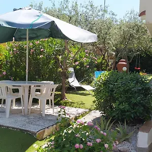 Baia Di Portu Frailis Àrbatax